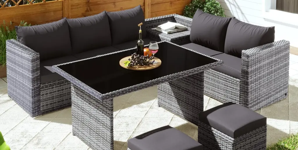 Garden_furniture